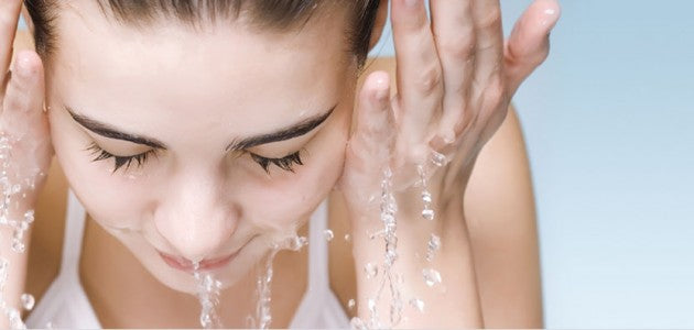 Nine home remedies for oily skin that actually work